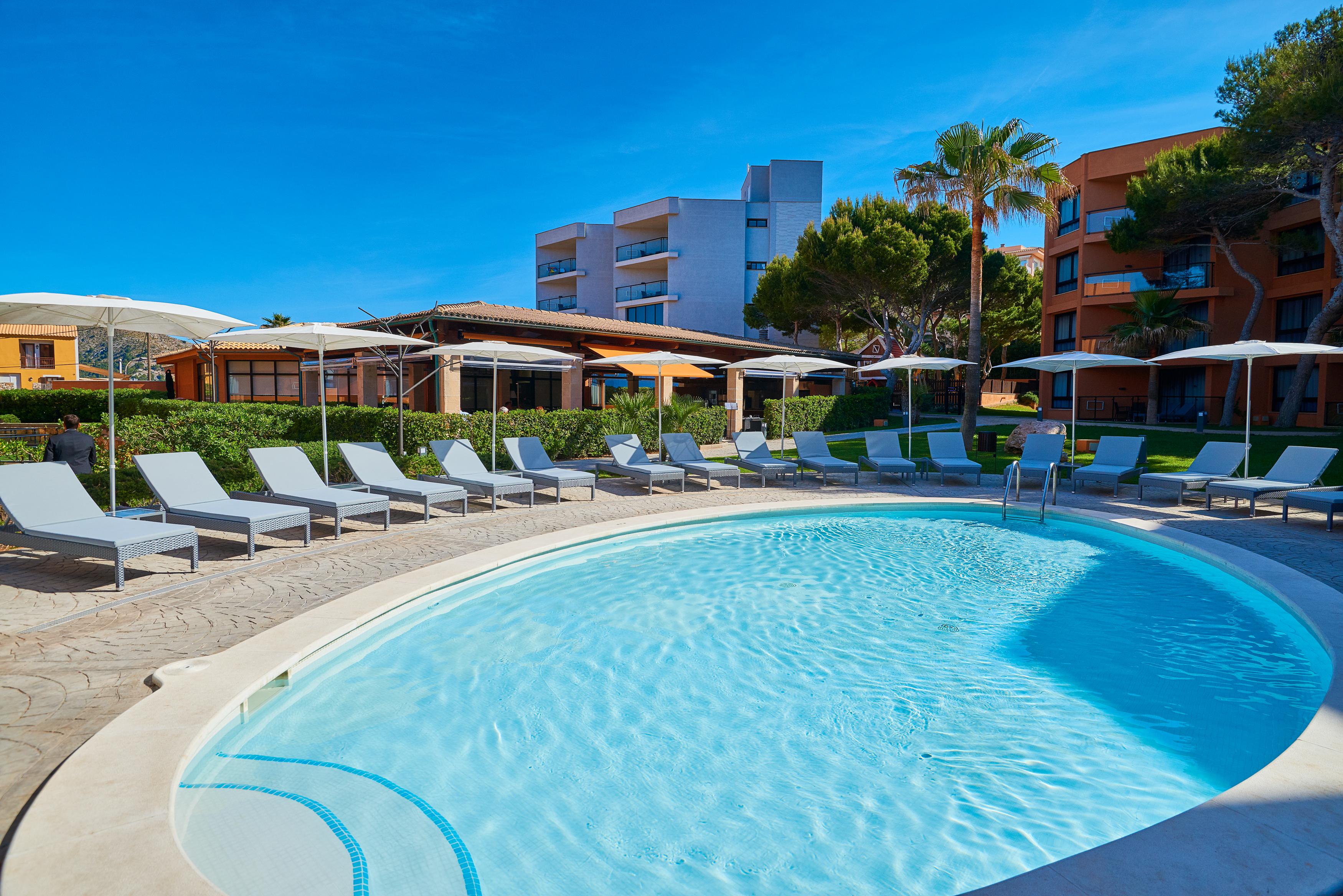 Protur Turo Pins 4* Sup Otel Cala Ratjada  Dış mekan fotoğraf