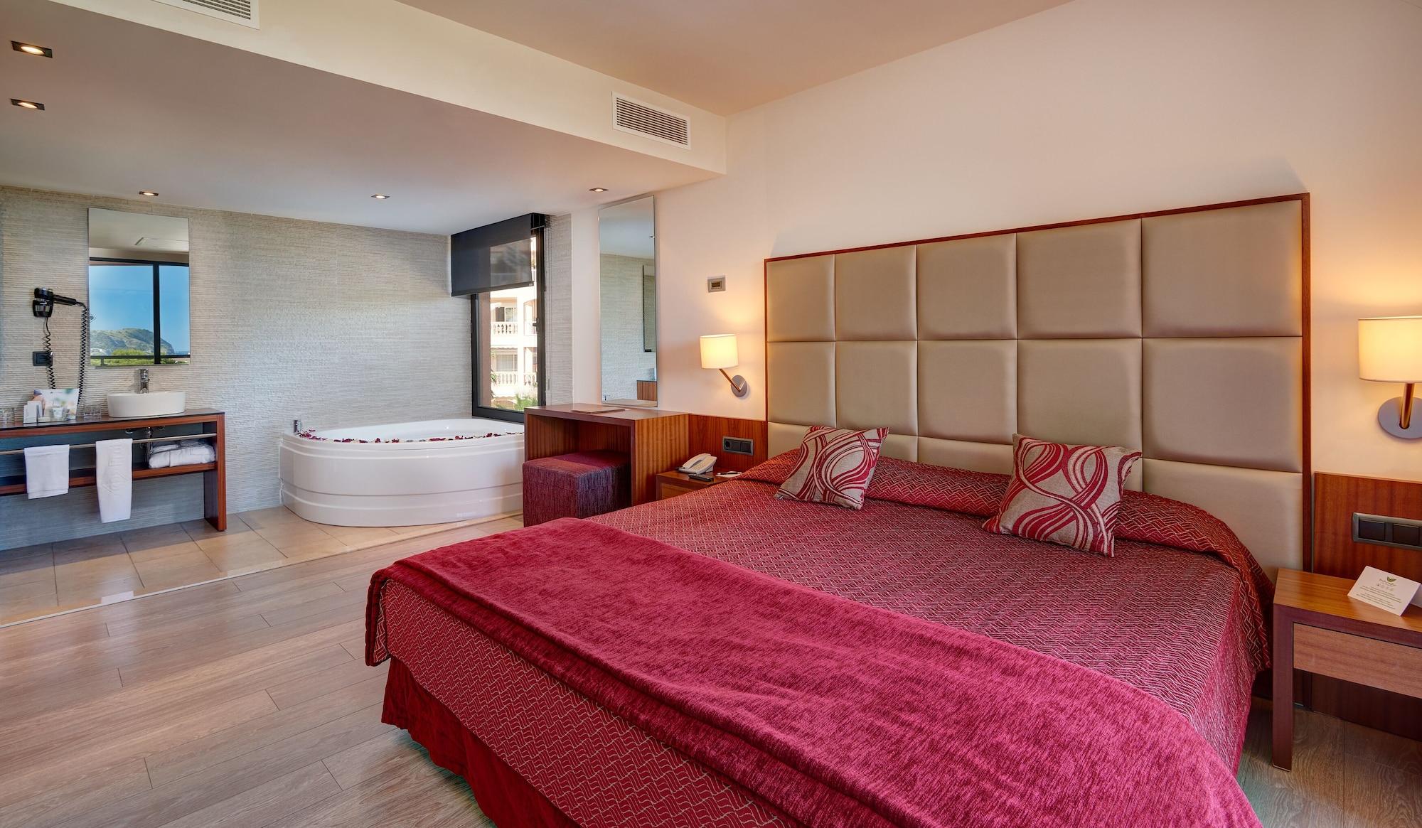Protur Turo Pins 4* Sup Otel Cala Ratjada  Dış mekan fotoğraf